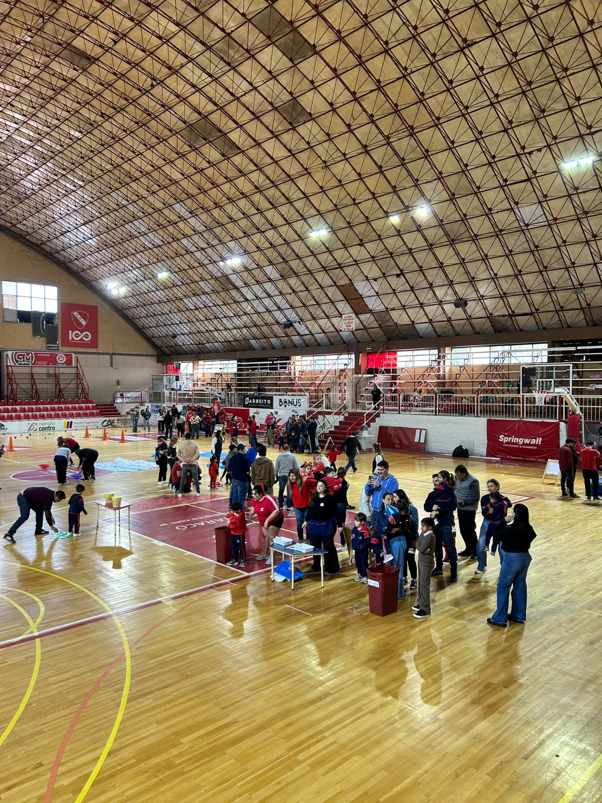 Jornada Recreativa: Azul vs. Rojo, una mañana para compartir en familia